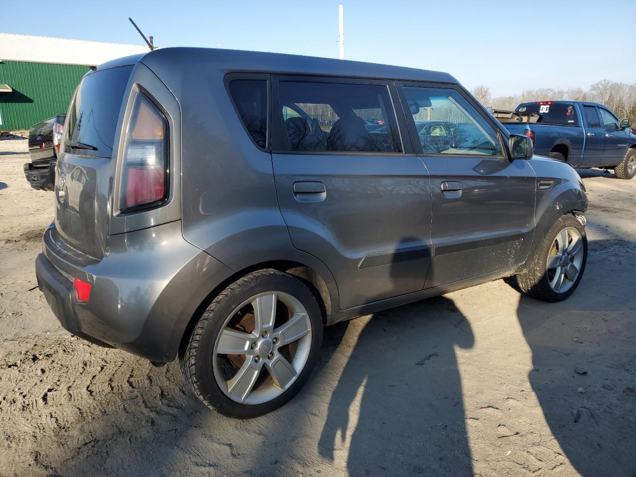 Изображение 3 2010 KIA SOUL + 2010 с VIN KNDJT2A28A7179128