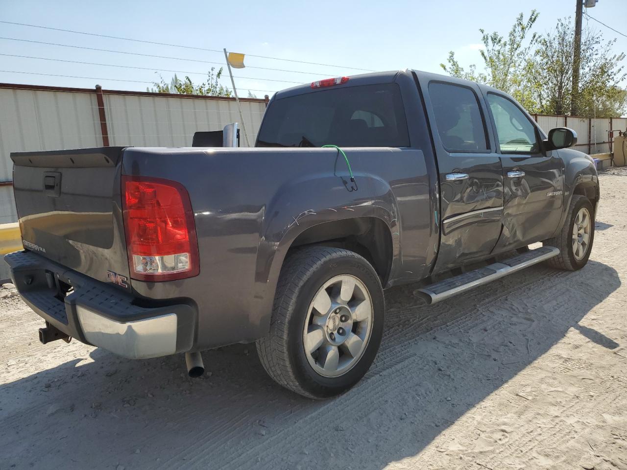 Obraz 3 z 2011 GMC SIERRA C1500 SLE 2011 z VIN 3GTP1VE09BG159787