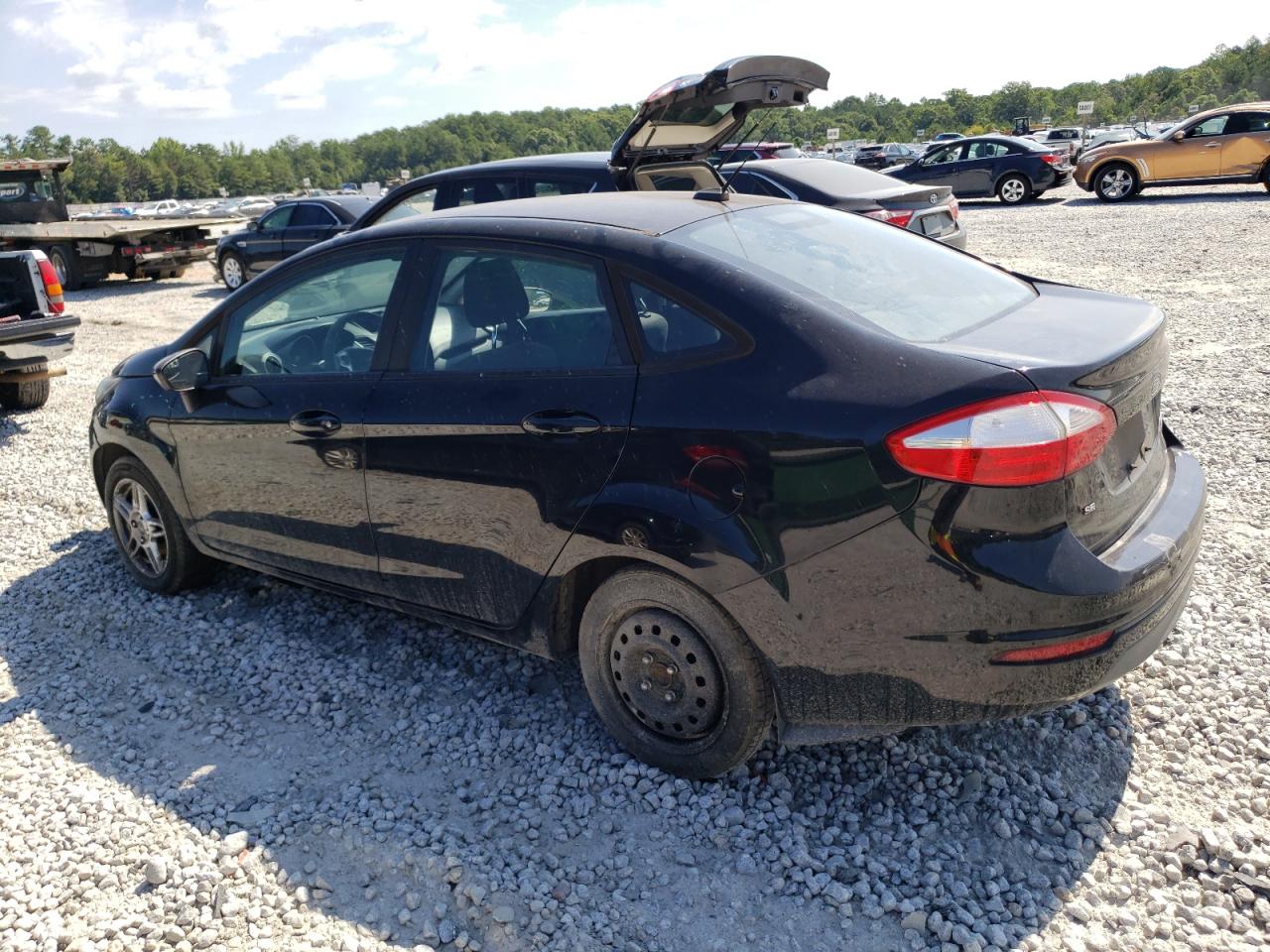 Obraz 2 z 2017 FORD FIESTA SE 2017 z VIN 3FADP4BJ9HM115169