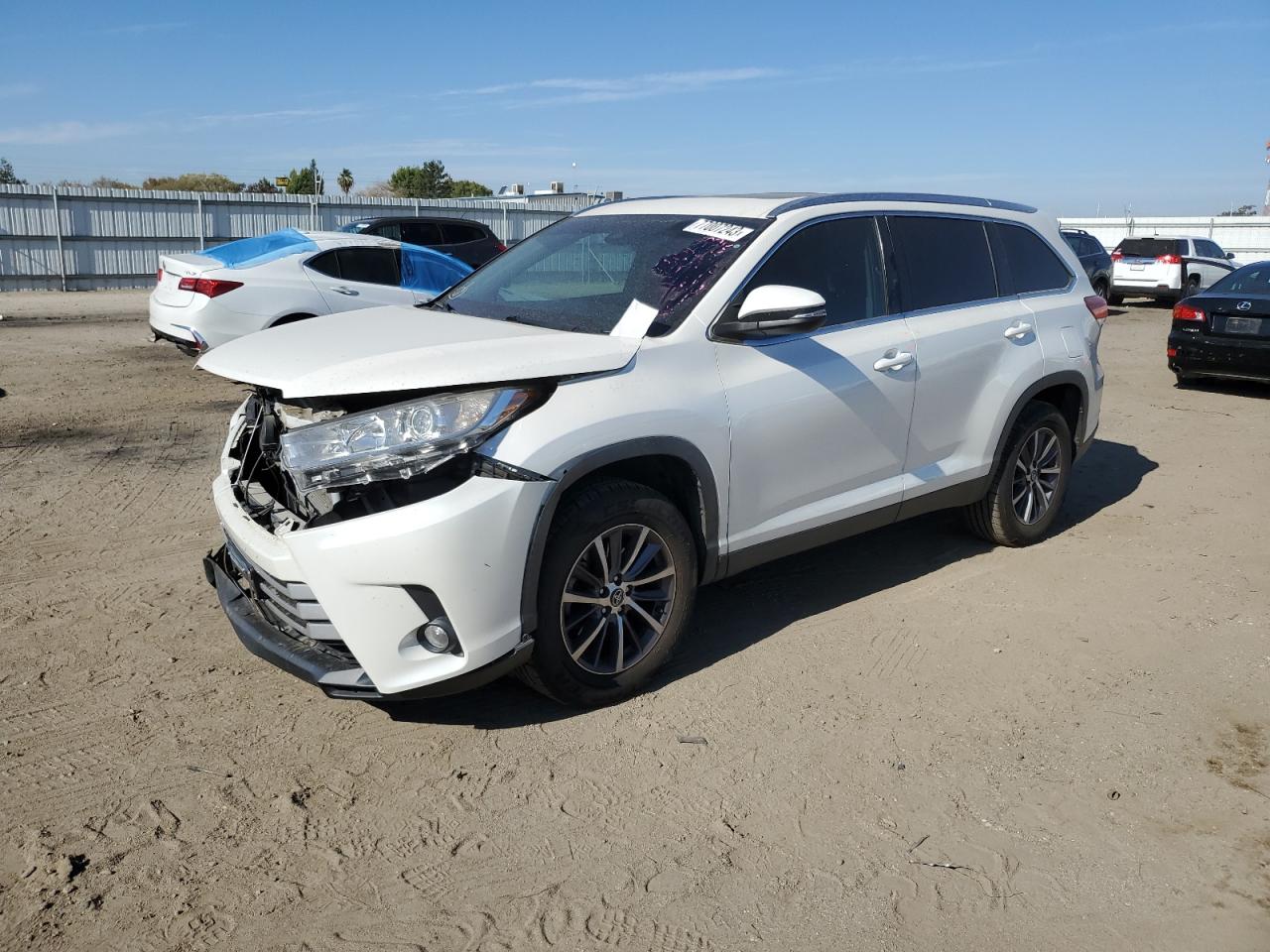 Obraz 2019 TOYOTA HIGHLANDER SE 2019