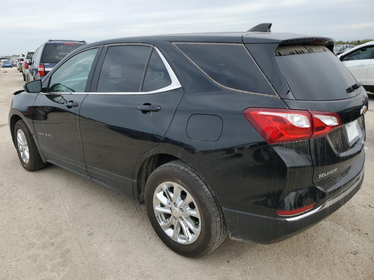 Obraz 2 z 2021 CHEVROLET EQUINOX LT 2021 z VIN 2GNAXKEV7M6144620