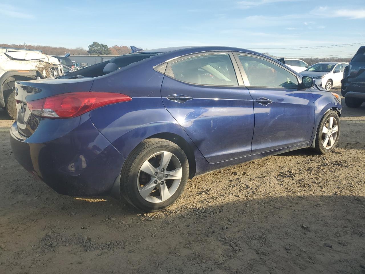 Obraz 3 z 2013 HYUNDAI ELANTRA GLS 2013 z VIN 5NPDH4AE8DH384162