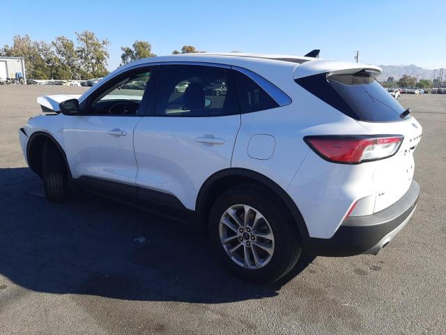 Image 2 of 2022 FORD ESCAPE SE 2022 with VIN 1FMCU0G61NUB55230