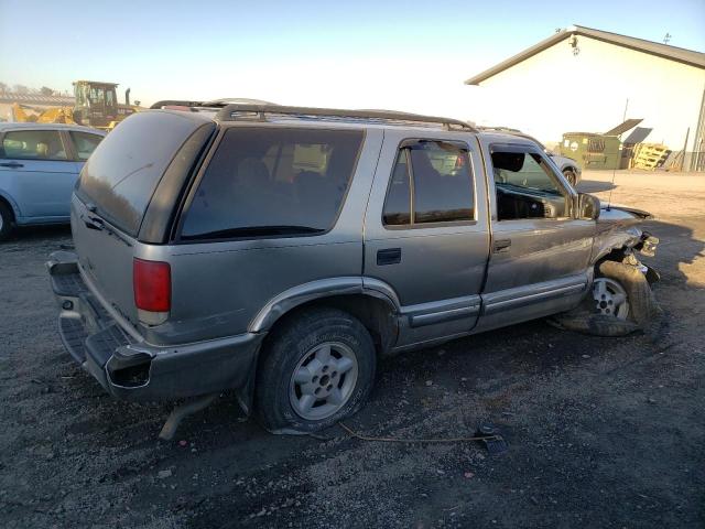 Image 3 of 2000 CHEVROLET BLAZER  2000 with VIN 1GNDT13W1Y2395506