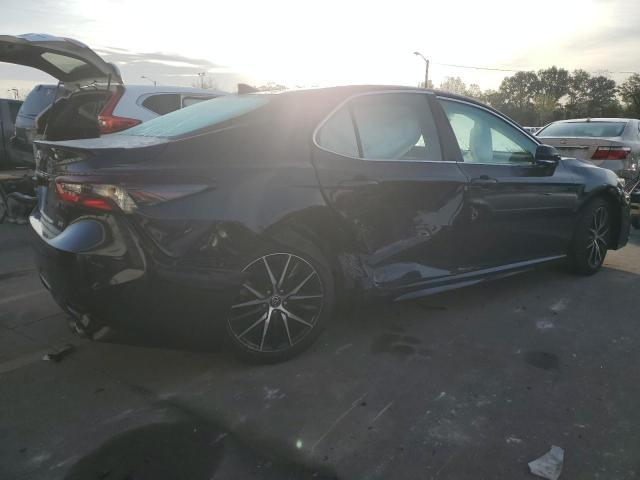 Obraz 3 z 2021 TOYOTA CAMRY SE 2021 z VIN 4T1T11AK1MU595404