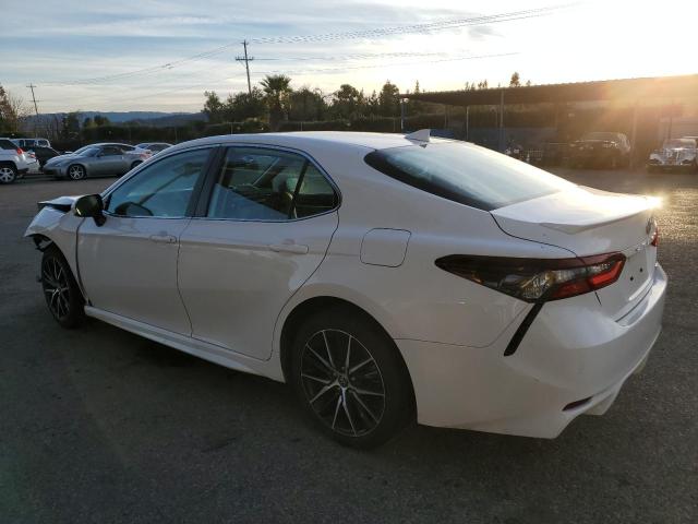 Изображение 2 2022 TOYOTA CAMRY SE 2022 с VIN 4T1G11AK0NU053276