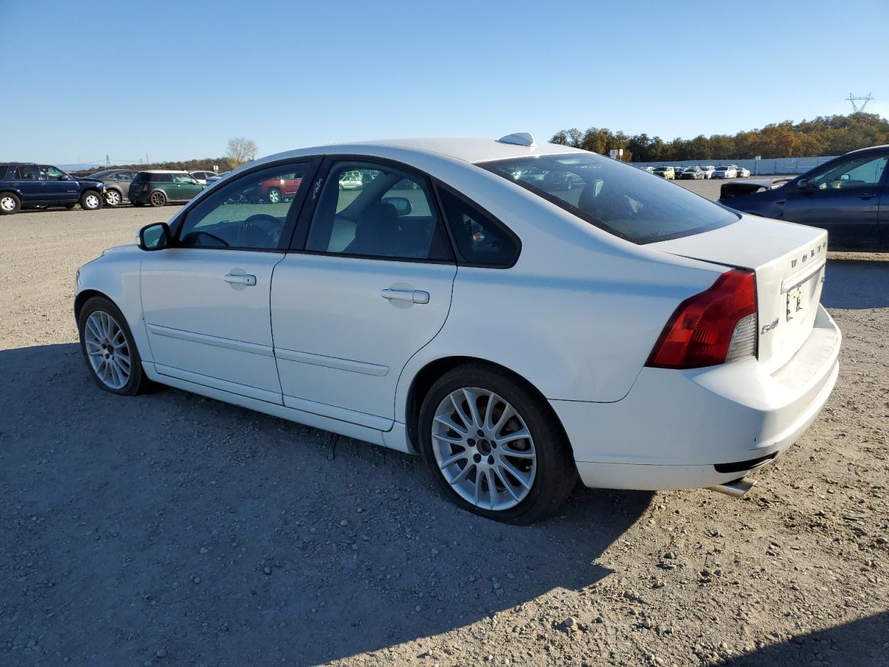 Obraz 2 z 2011 VOLVO S40 T5 2011 z VIN YV1672MS0B2531911