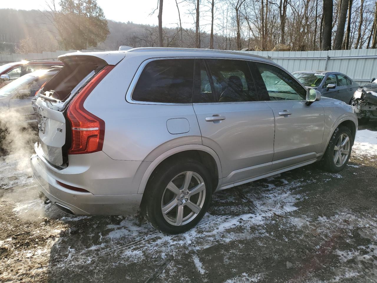 Image 3 of 2020 VOLVO XC90 T6 MOMENTUM 2020 with VIN YV4A22PK5L1584540