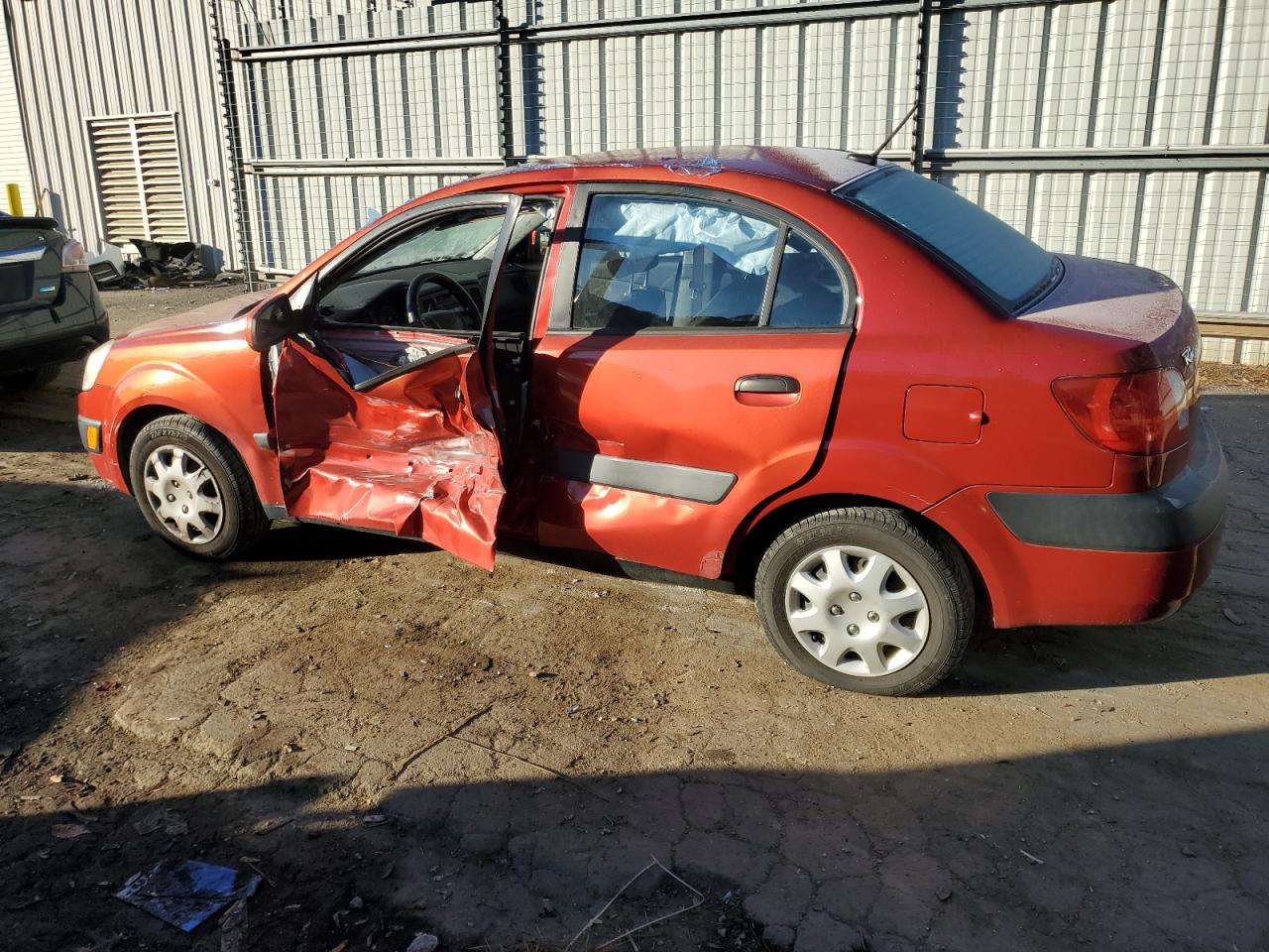 Image 2 of 2009 KIA RIO BASE 2009 with VIN KNADE223696508521
