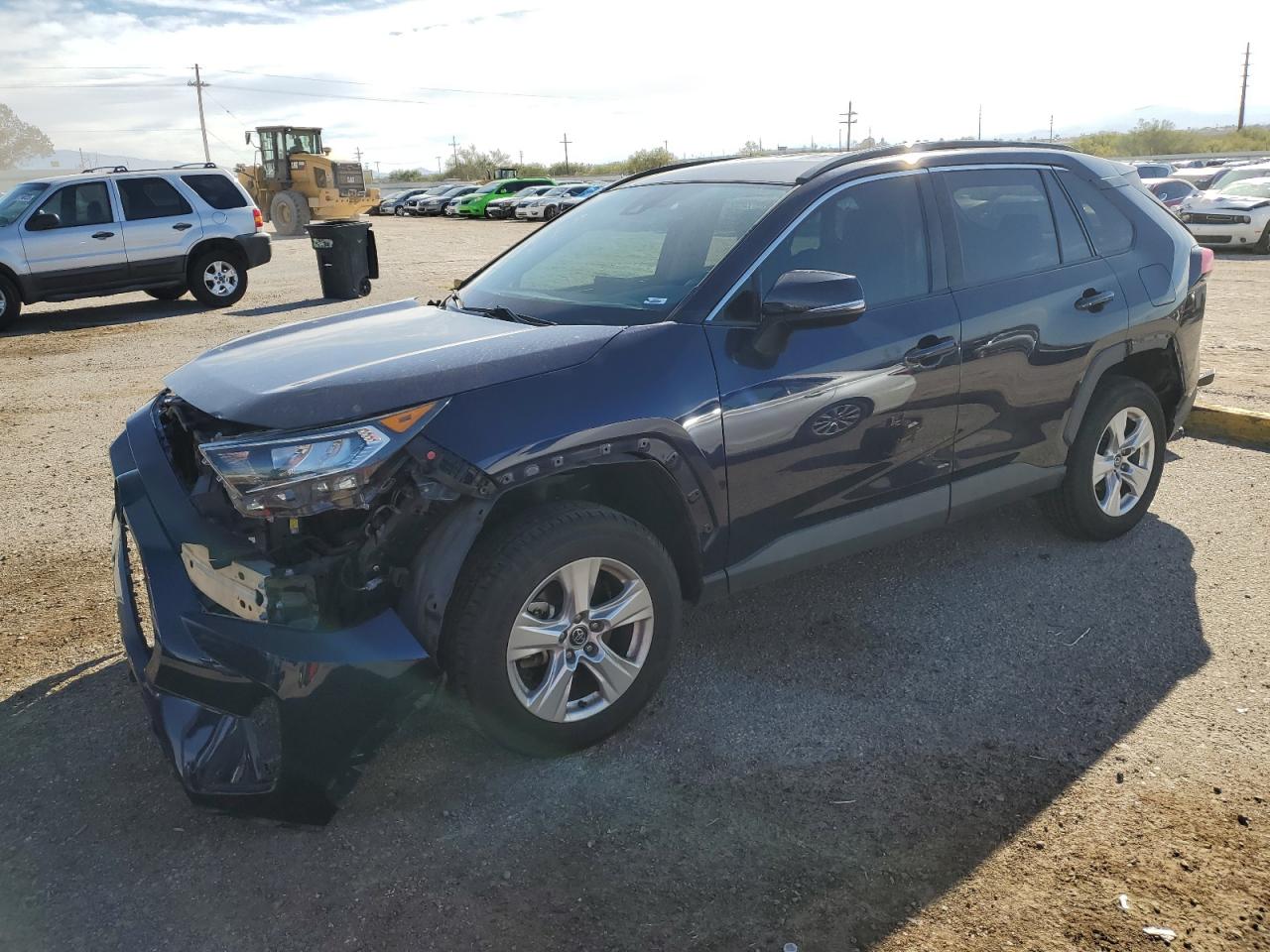 Obraz 1 z 2020 TOYOTA RAV4 XLE 2020 z VIN 2T3W1RFV7LC054038