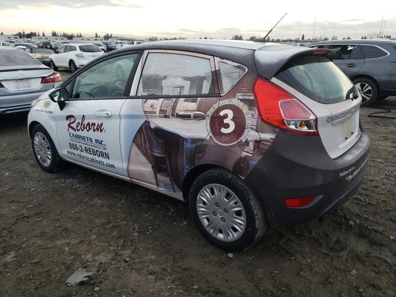 Изображение 2 2016 FORD FIESTA S 2016 с VIN 3FADP4TJ2GM167501
