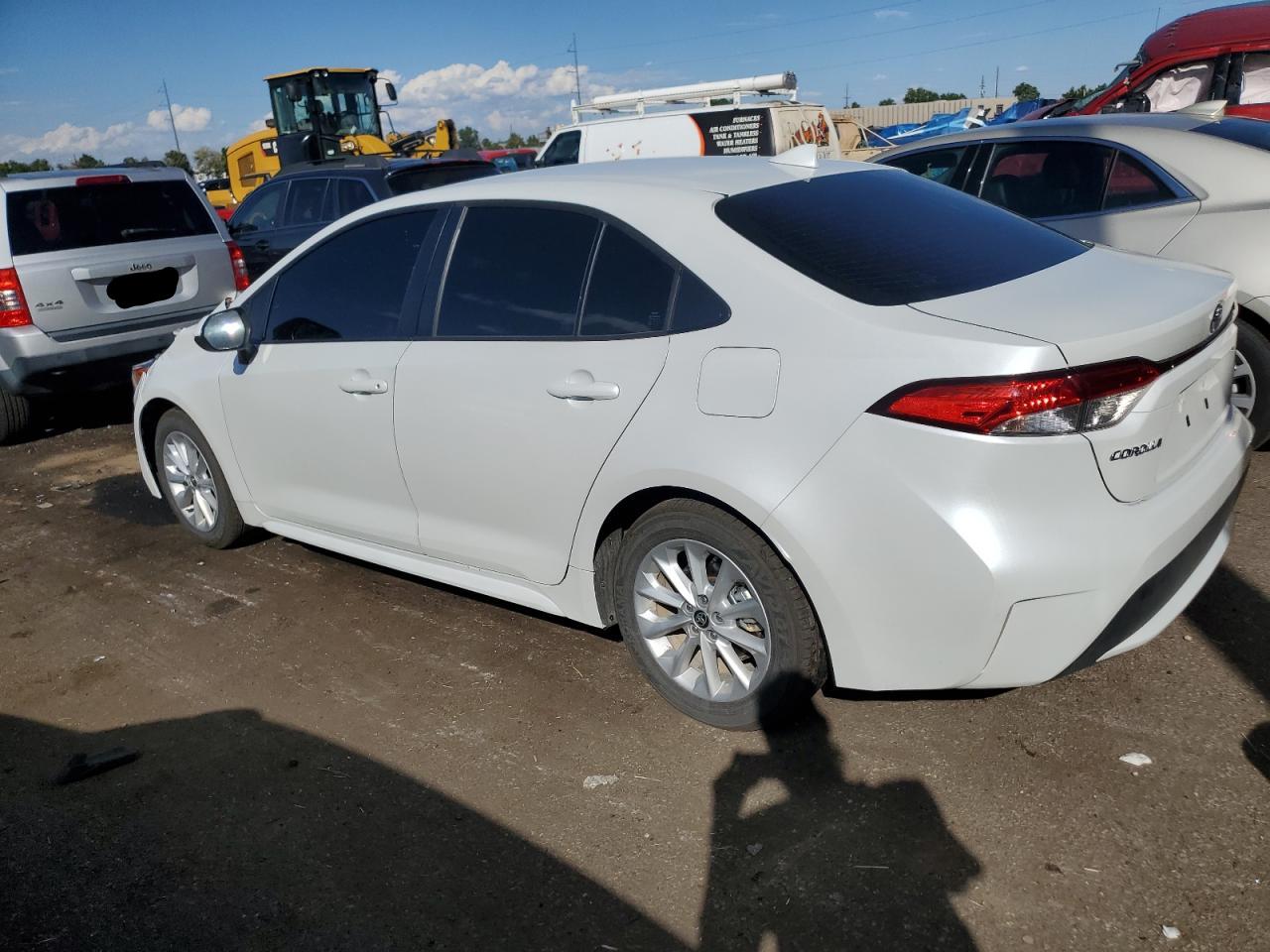 Изображение 2 2022 TOYOTA COROLLA LE 2022 с VIN JTDVPMAE7N3033621