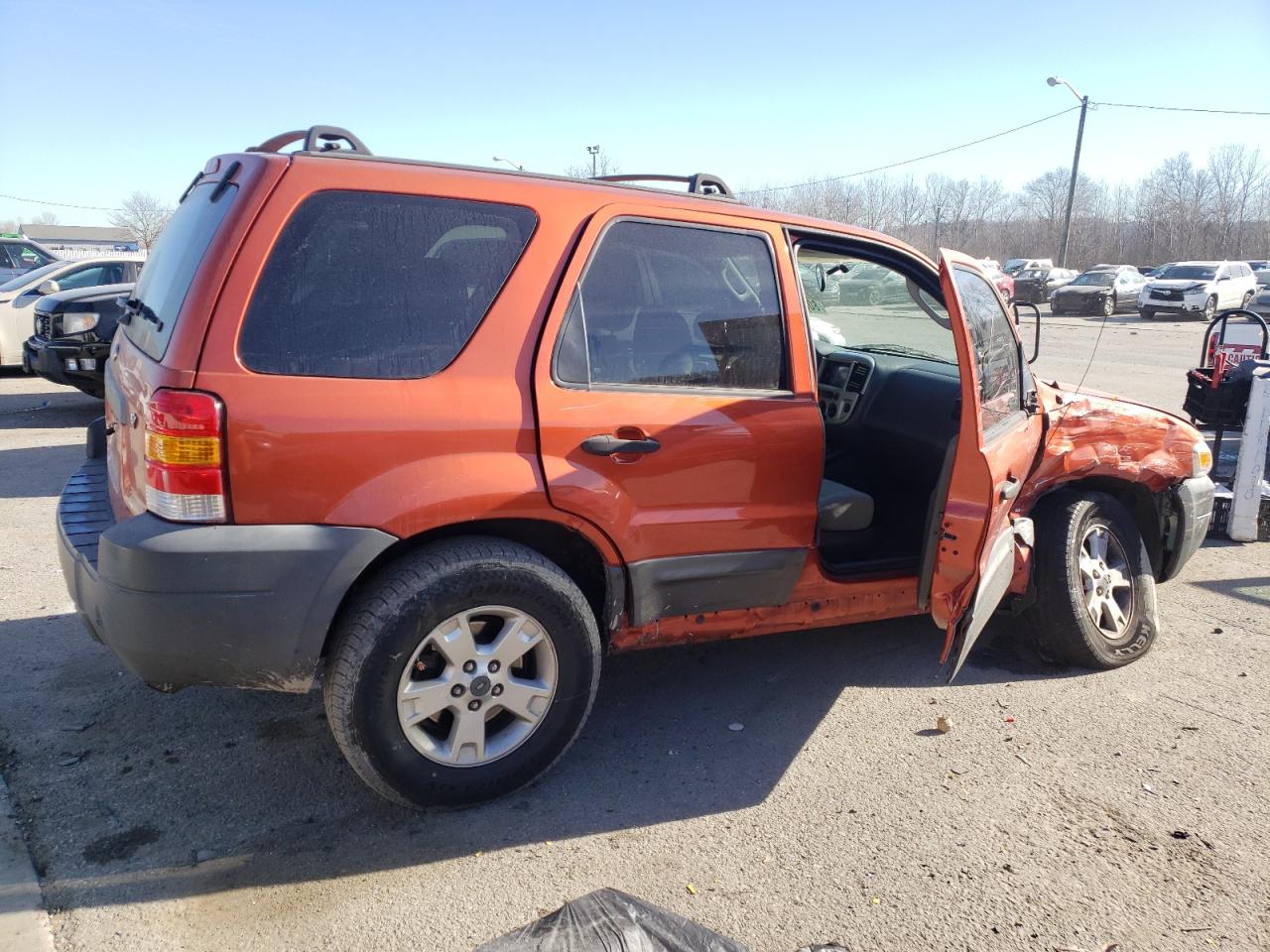 Obraz 3 z 2006 FORD ESCAPE XLT 2006 z VIN 1FMYU93156KA18888