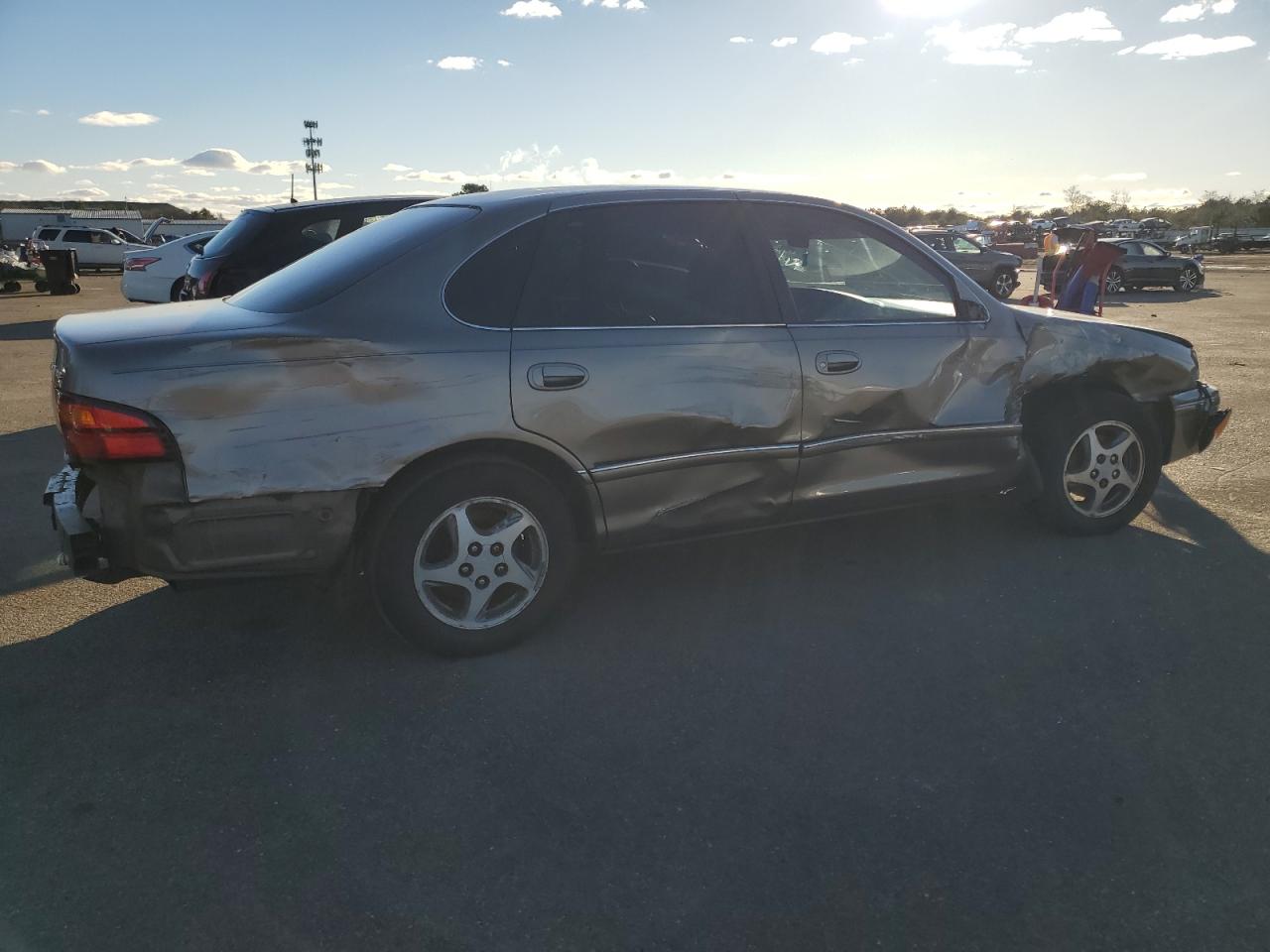Obraz 3 z 1999 TOYOTA AVALON XL 1999 z VIN 4T1BF18B8XU295396