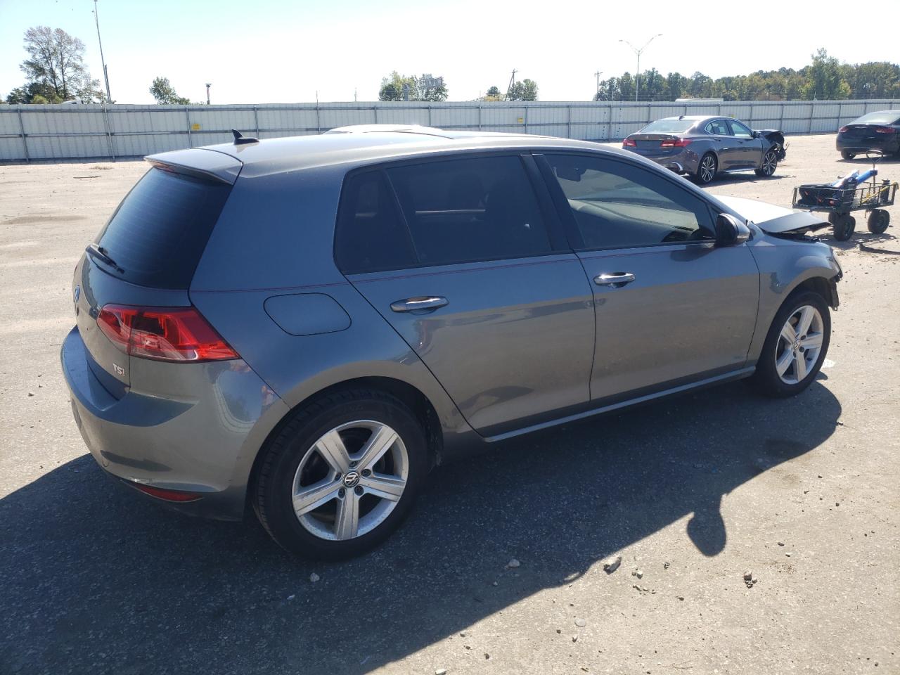 Изображение 3 2017 VOLKSWAGEN GOLF S 2017 с VIN 3VW217AU8HM018526