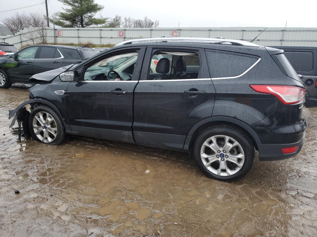 Obraz 2 z 2016 FORD ESCAPE TITANIUM 2016 z VIN 1FMCU9JX3GUB06555