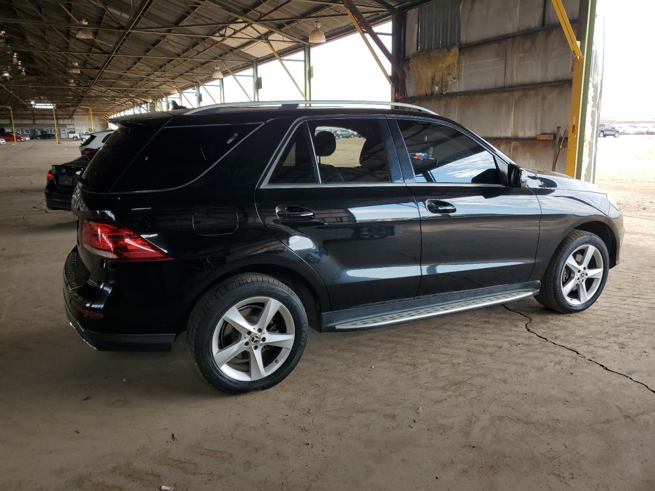 Изображение 3 2017 MERCEDES-BENZ GLE 350 2017 с VIN 4JGDA5JB0HA930638