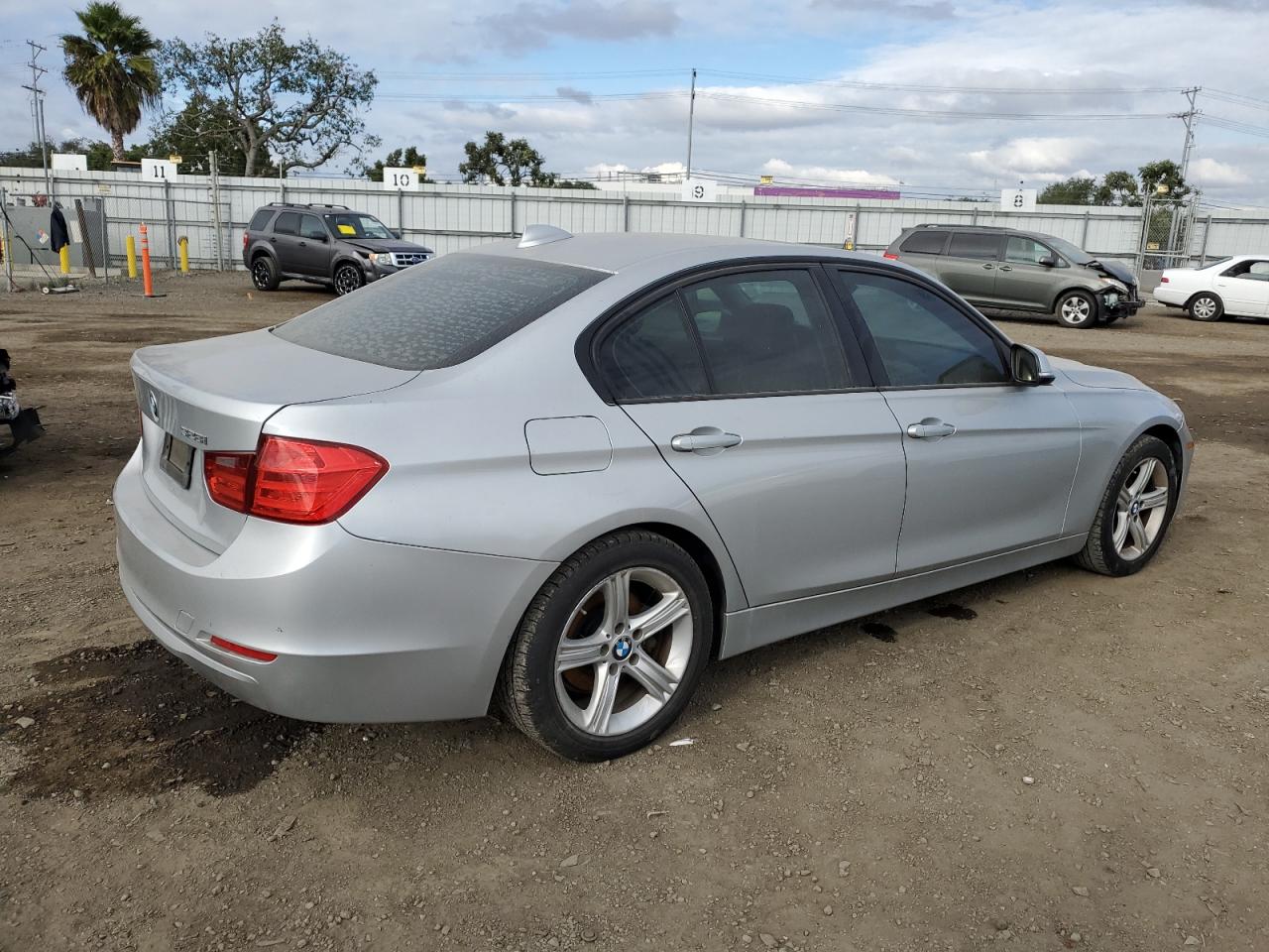 Изображение 3 2013 BMW 328 I SULEV 2013 с VIN WBA3C1C52DF443249