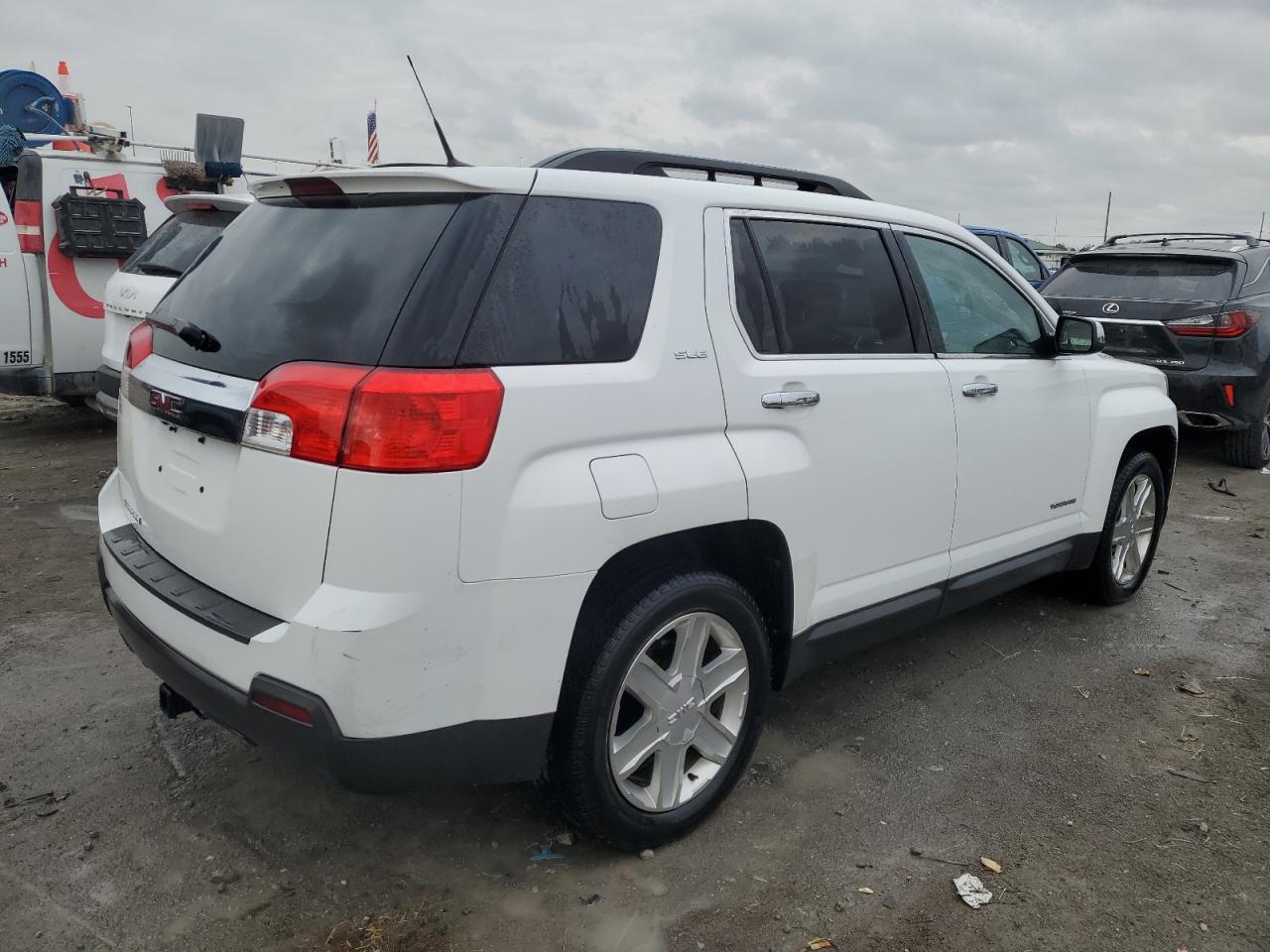 Obraz 3 z 2011 GMC TERRAIN SLE 2011 z VIN 2CTALSEC2B6289729