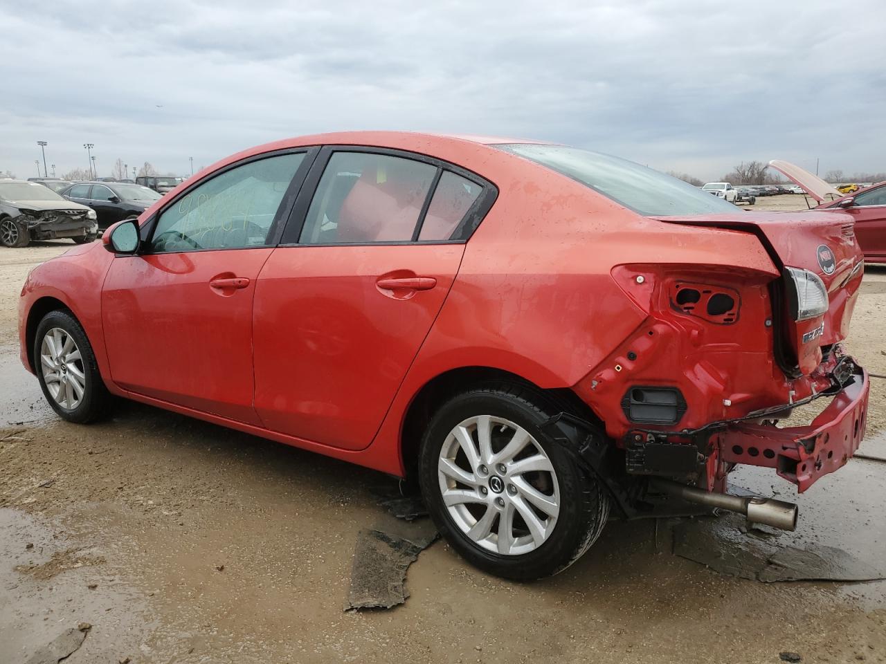 Image 2 of 2013 MAZDA 3 I 2013 with VIN JM1BL1W78D1800619