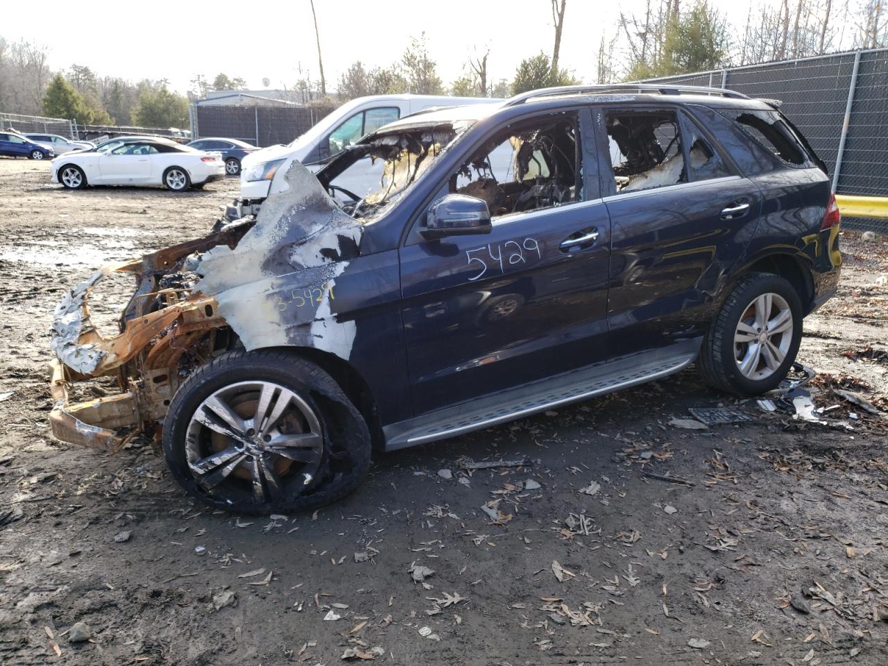 Изображение 1 2015 MERCEDES-BENZ ML 350 4MATIC 2015 с VIN 4JGDA5HBXFA526958