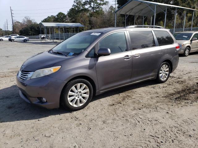 Изображение 2012 TOYOTA SIENNA XLE 2012