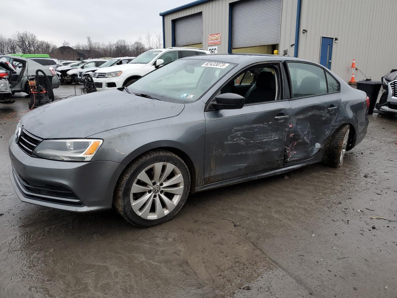 2015 VOLKSWAGEN JETTA BASE 2015 image
