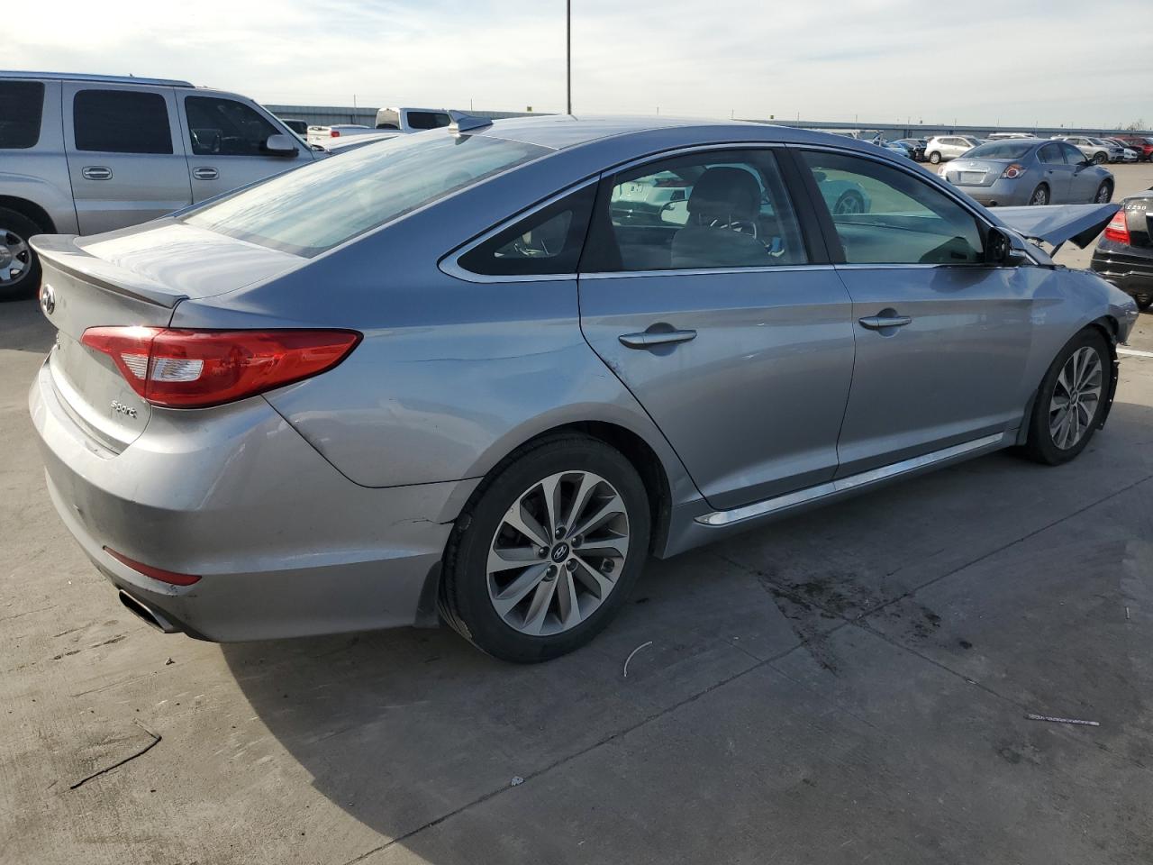 Изображение 3 2017 HYUNDAI SONATA SPORT 2017 с VIN 5NPE34AF5HH484950