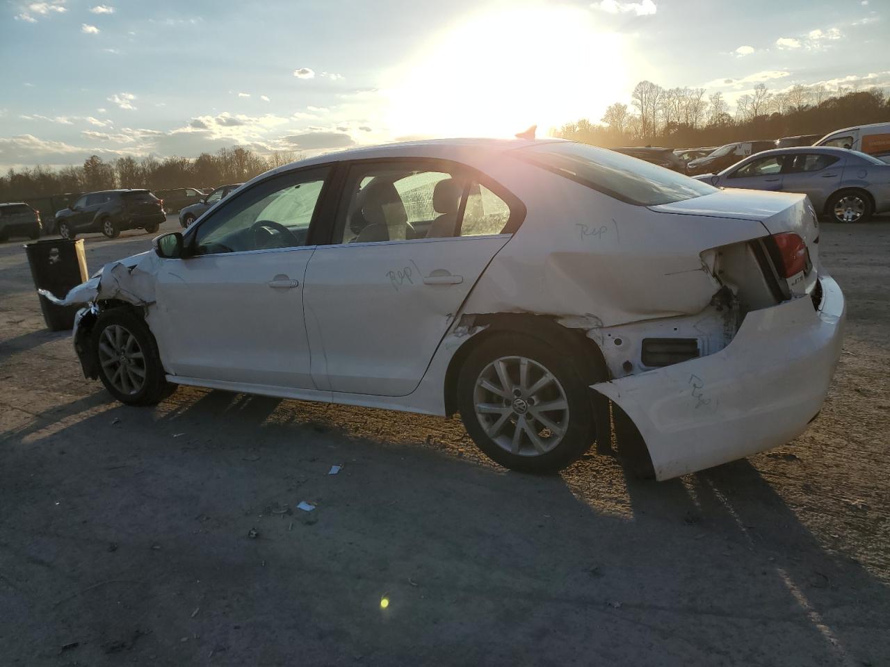 Изображение 2 2013 VOLKSWAGEN JETTA SE 2013 с VIN 3VWDP7AJ4DM279353