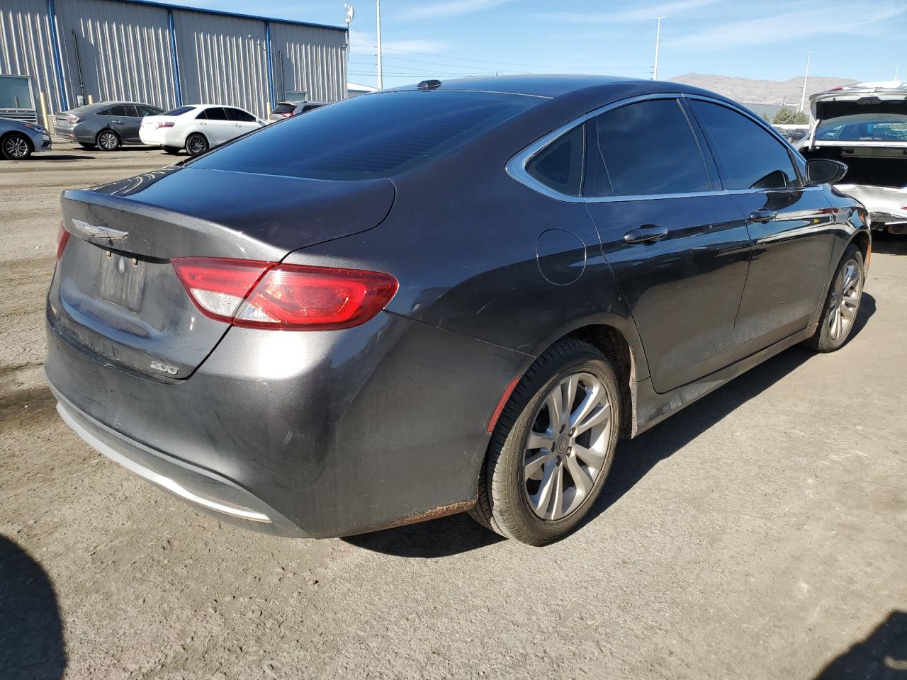 Obraz 3 z 2015 CHRYSLER 200 LIMITED 2015 z VIN 1C3CCCAB0FN674767