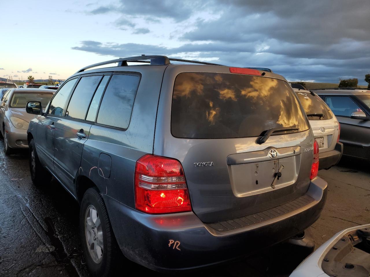 Image 2 of 2001 TOYOTA HIGHLANDER  2001 with VIN JTEGD21A010015004