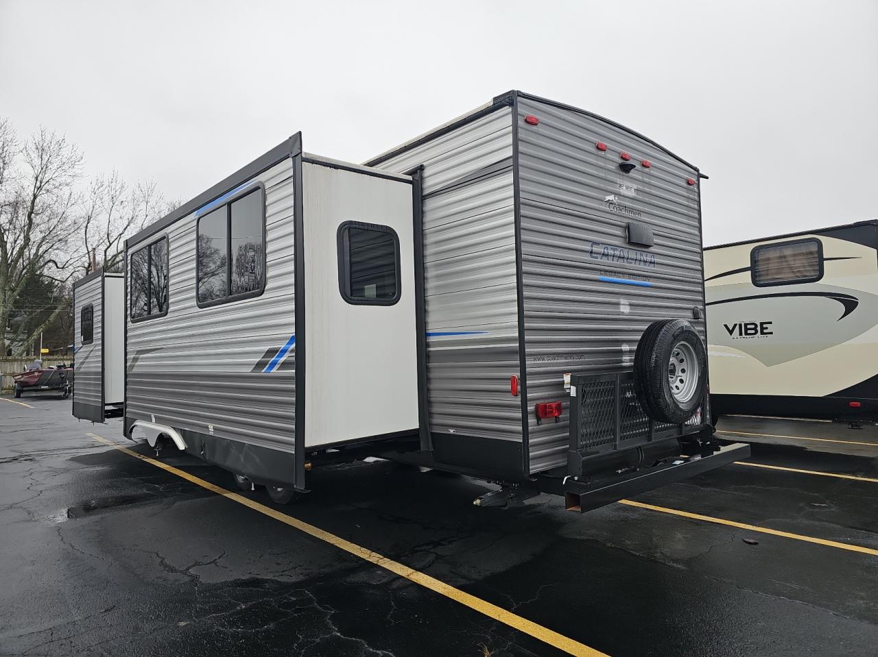 Image 3 of 2021 WILDWOOD COACHMAN 2021 with VIN 5ZT2CAVB2MX022819
