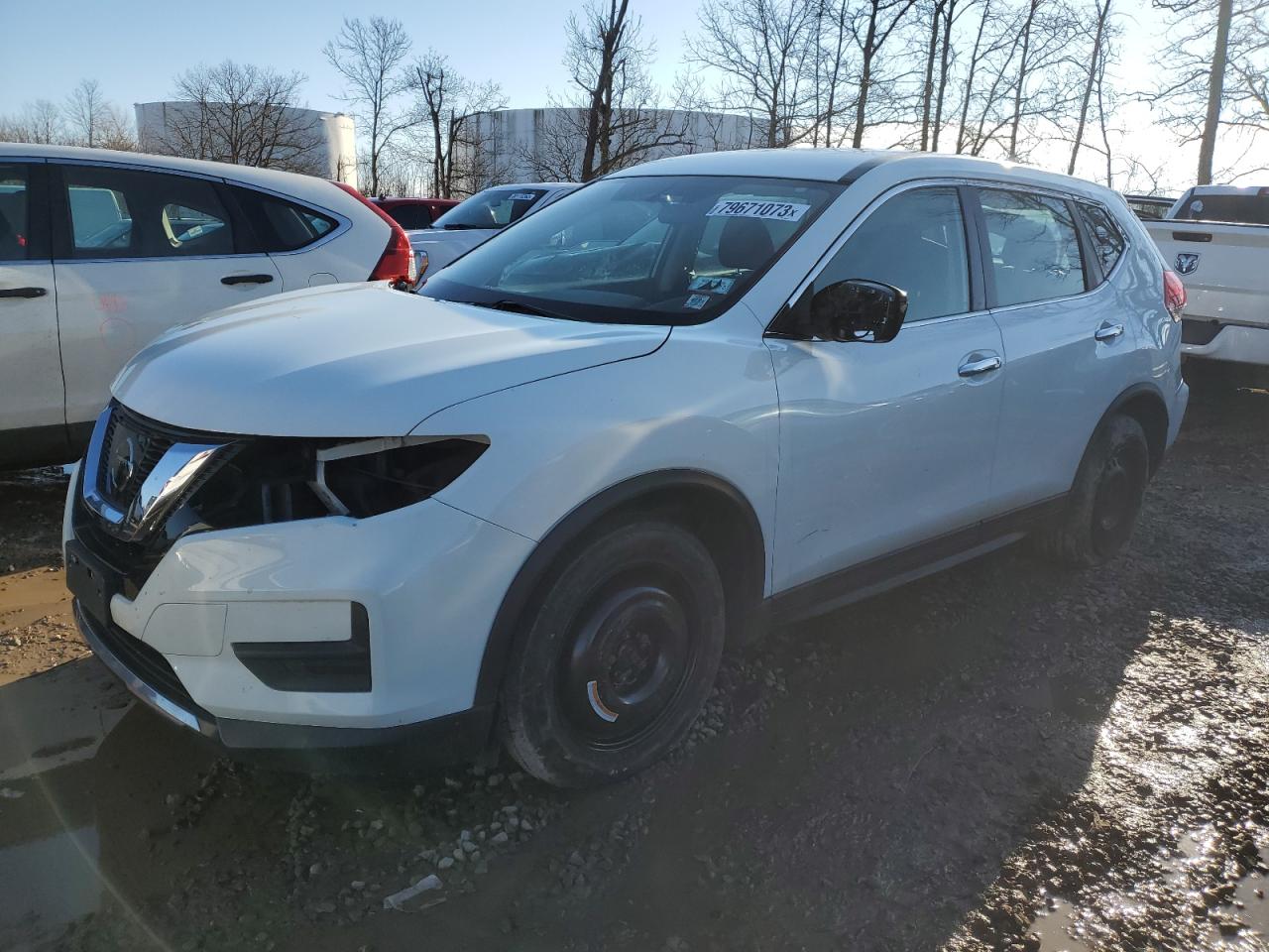 Image 1 of 2017 NISSAN ROGUE SV 2017 with VIN 5N1AT2MV9HC866881