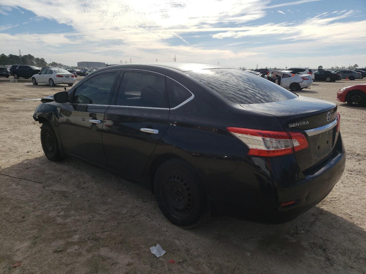 Изображение 2 2015 NISSAN SENTRA S 2015 с VIN 3N1AB7AP2FY228070