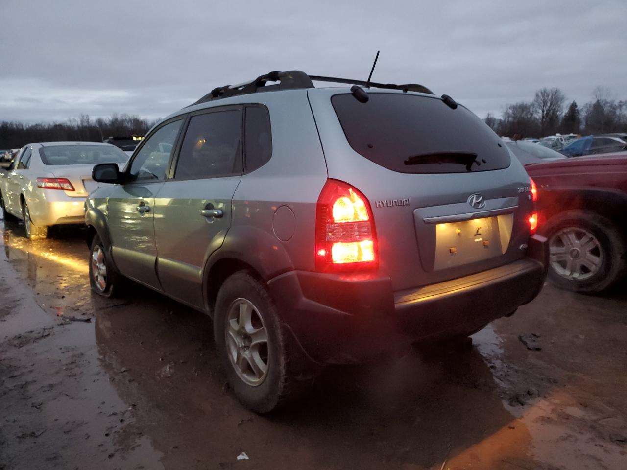Изображение 2 2009 HYUNDAI TUCSON SE 2009 с VIN KM8JN72D79U942921