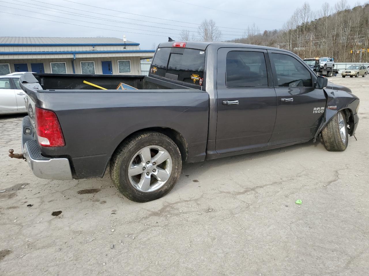 Изображение 3 2016 RAM 1500 SLT 2016 с VIN 1C6RR7LT4GS329673