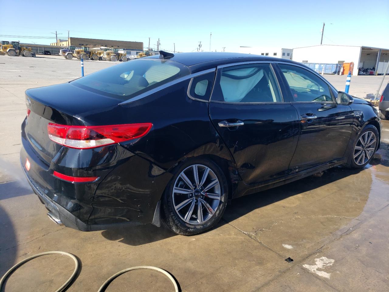 Image 3 of 2019 KIA OPTIMA LX 2019 with VIN 5XXGT4L39KG376703