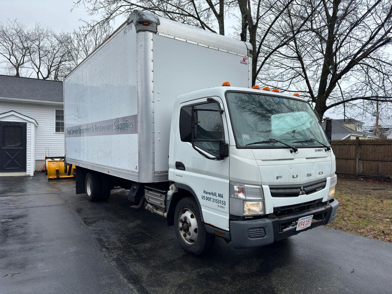 Obraz 1 z 2014 MITSUBISHI FUSO TRUCK OF AMERICA INC FE FEC92S 2014 z VIN JL6CRH1A4EK003267