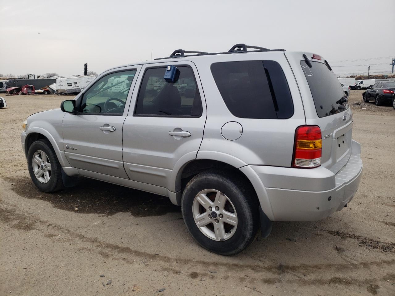 Image 2 of 2006 FORD ESCAPE HEV 2006 with VIN 1FMYU96H46KC82192