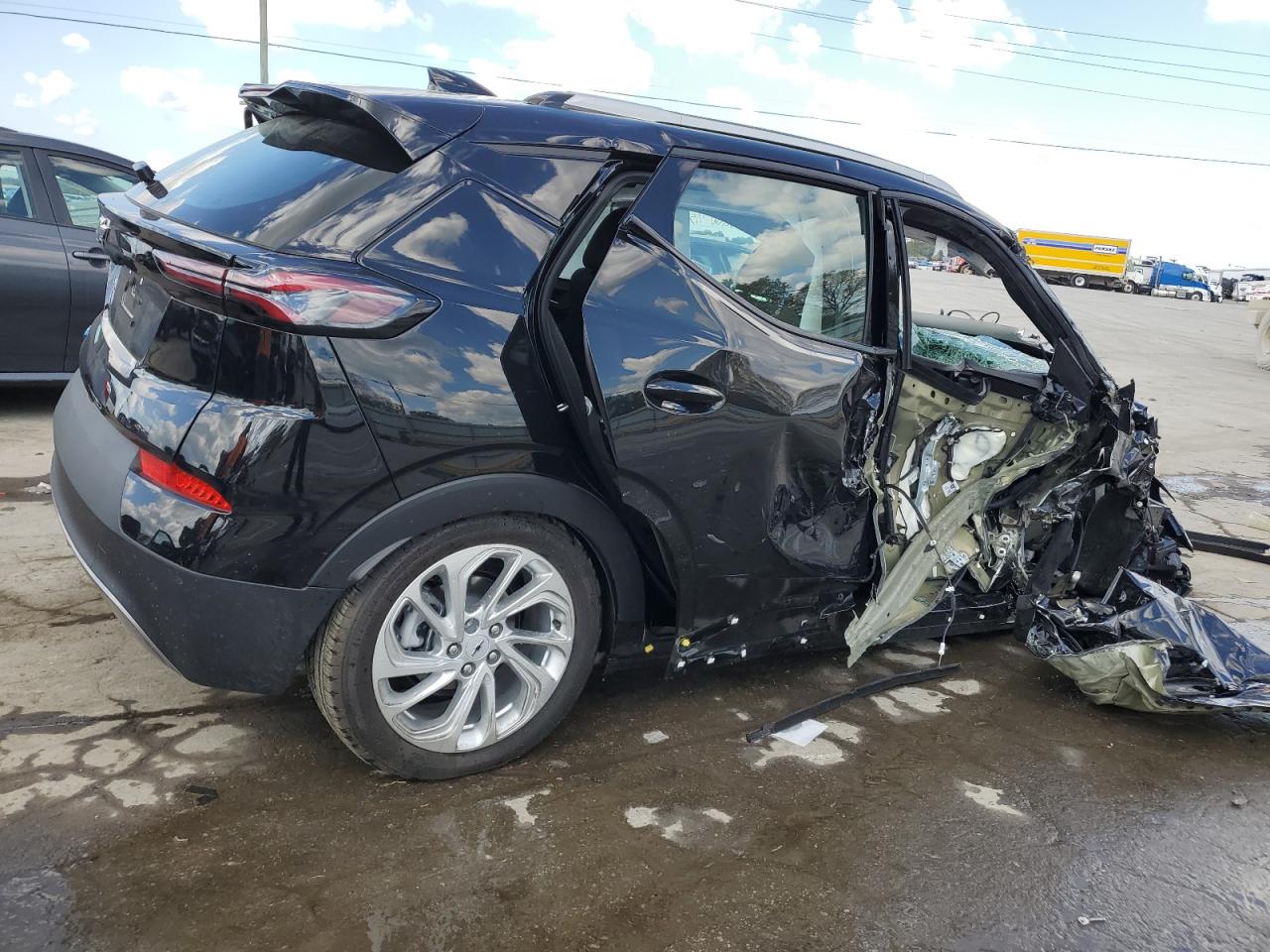 Image 3 of 2023 CHEVROLET BOLT EUV LT 2023 with VIN 1G1FY6S01P4164615