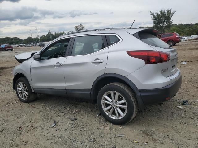Obraz 2 z 2017 NISSAN ROGUE SPORT S 2017 z VIN JN1BJ1CR8HW100378