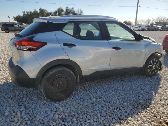 Изображение 3 2018 NISSAN KICKS S 2018 с VIN 3N1CP5CU2JL511012