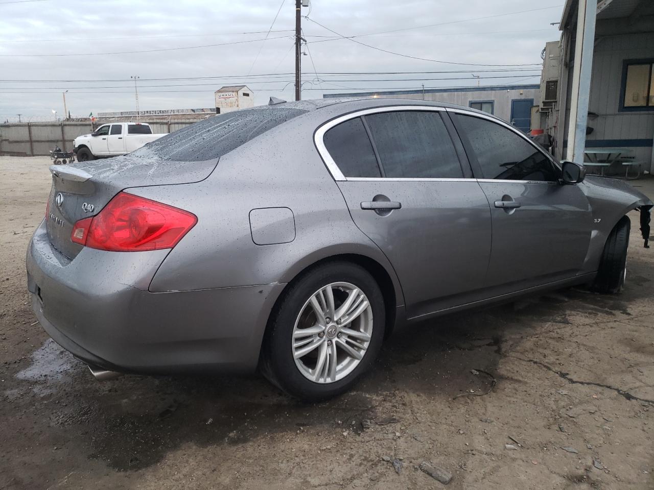 Image 3 of 2015 INFINITI Q40  2015 with VIN JN1CV6AP5FM501774