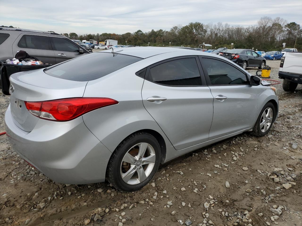 Obraz 3 z 2013 HYUNDAI ELANTRA GLS 2013 z VIN 5NPDH4AEXDH359019