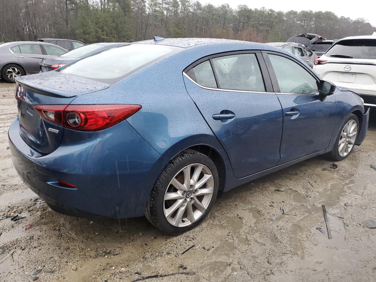 Obraz 3 z 2017 MAZDA 3 TOURING 2017 z VIN JM1BN1V79H1101629