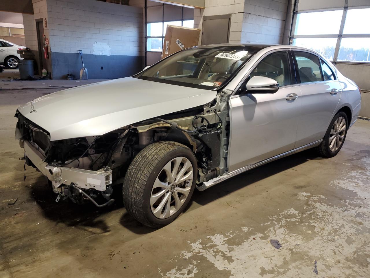 Obraz 1 z 2018 MERCEDES-BENZ E 400 4MATIC 2018 z VIN WDDZF6GB7JA476814