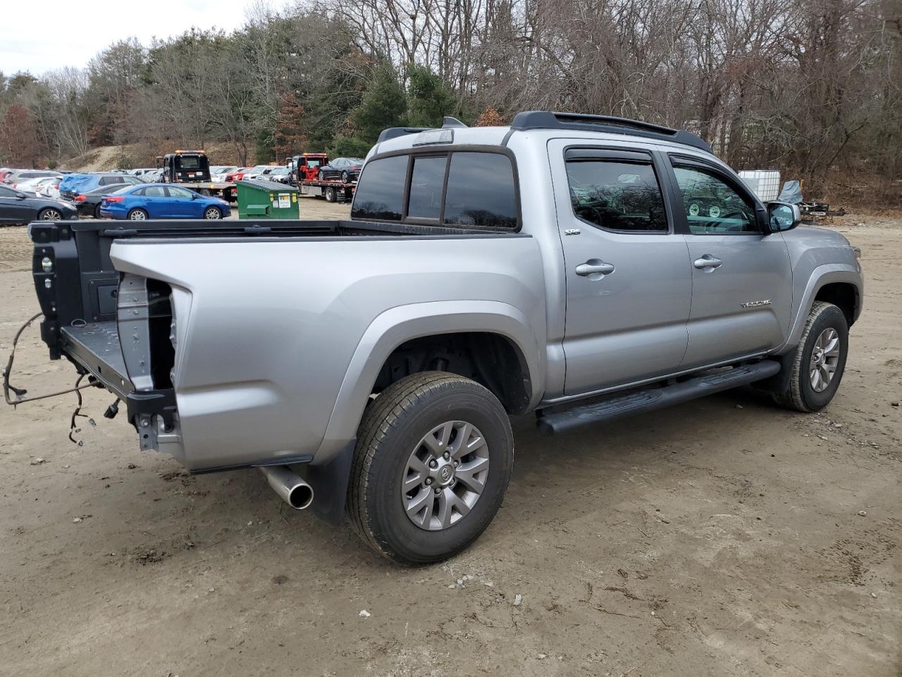 Image 3 of 2016 TOYOTA TACOMA DOUBLE CAB 2016 with VIN 3TMCZ5AN8GM018537