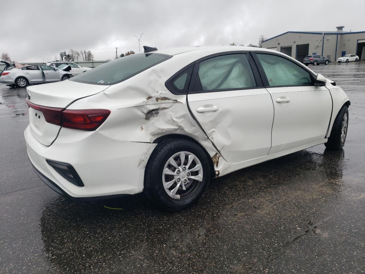 Obraz 3 z 2019 KIA FORTE FE 2019 z VIN 3KPF24AD8KE106896