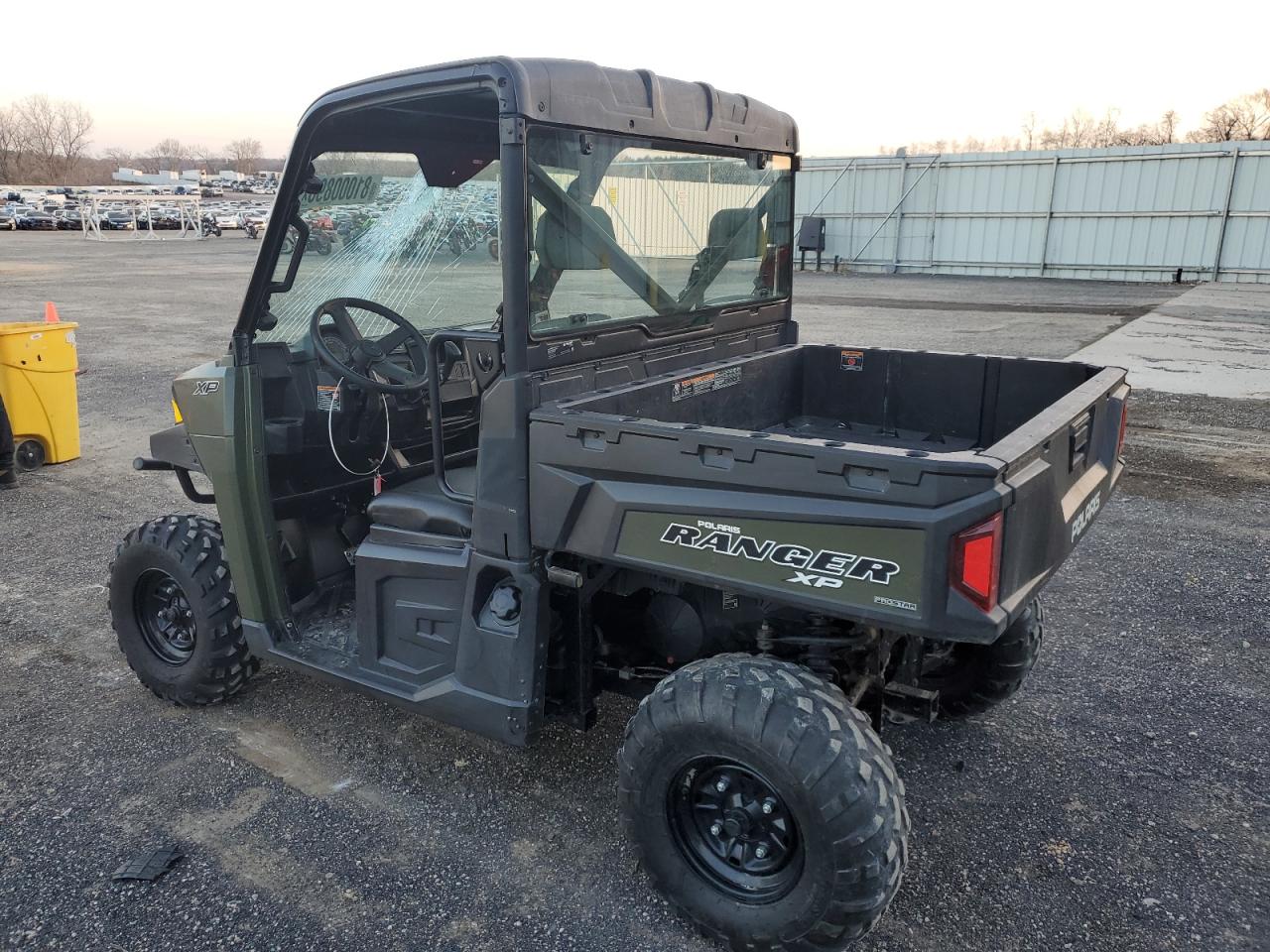 Image 3 of 2018 POLARIS RANGER XP 900 EPS 2018 with VIN 3NSRTE877JG434442