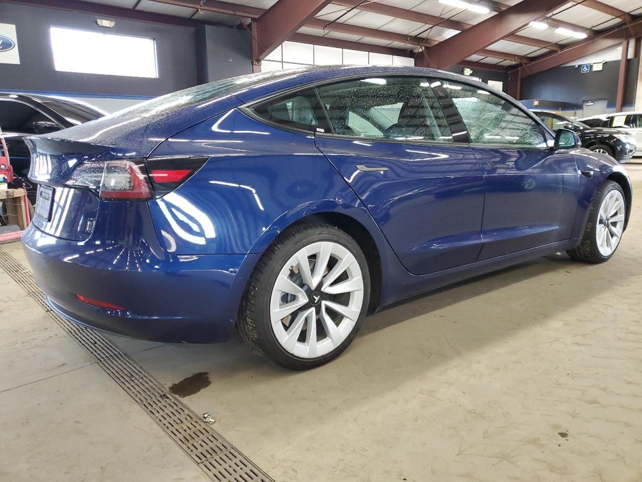 Obraz 3 z 2022 TESLA MODEL 3  2022 z VIN 5YJ3E1EA6NF187839